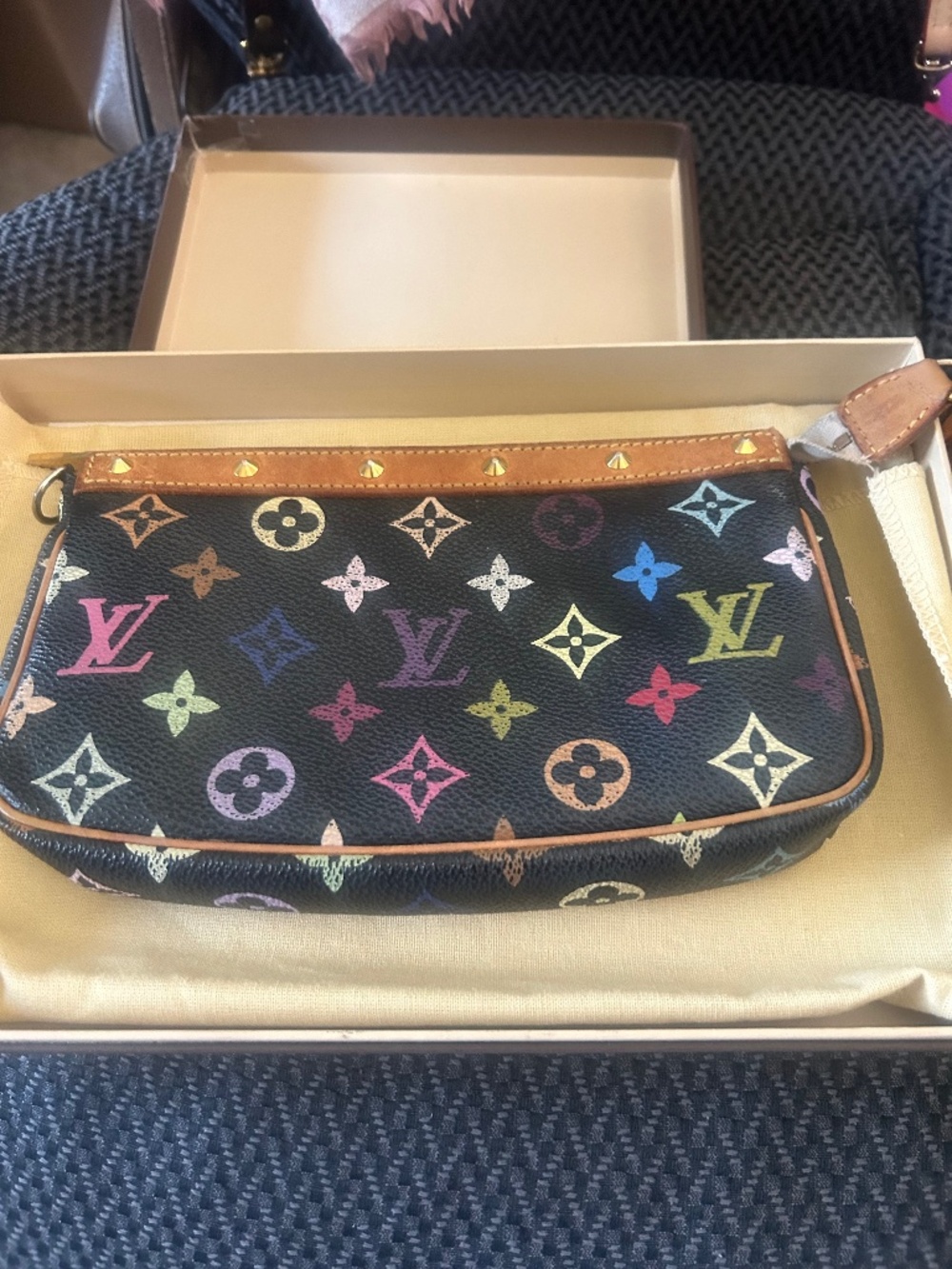 LV Murakami Pochette